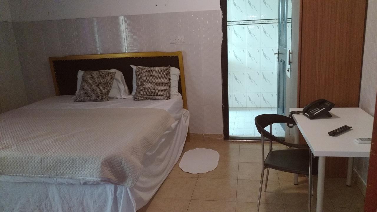 Nordik Palace Bed & Breakfast Tema Exterior foto